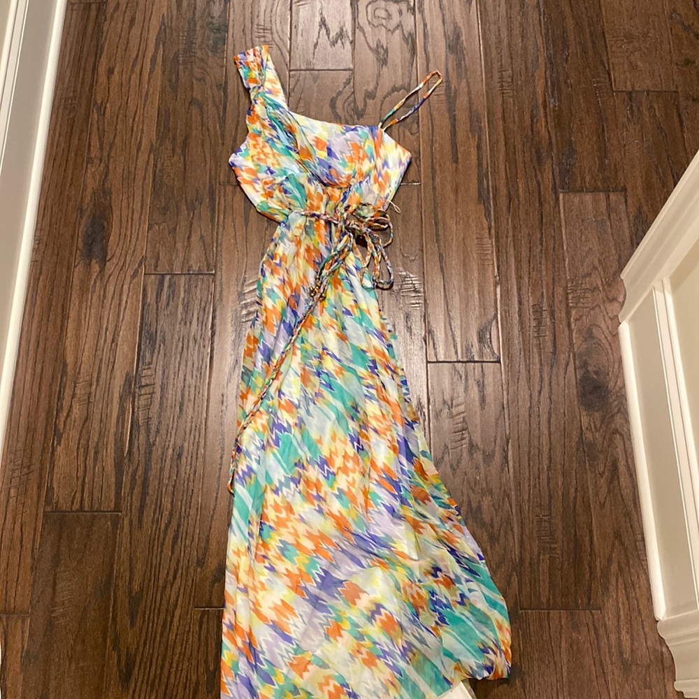 Beautiful maxi dress. Brand is eci New York. Bought from Nordstrom